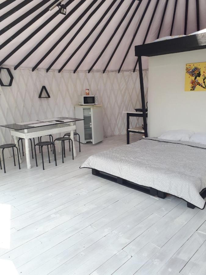 Глемпінг Luxury Hotel Lypovets Екстериор снимка