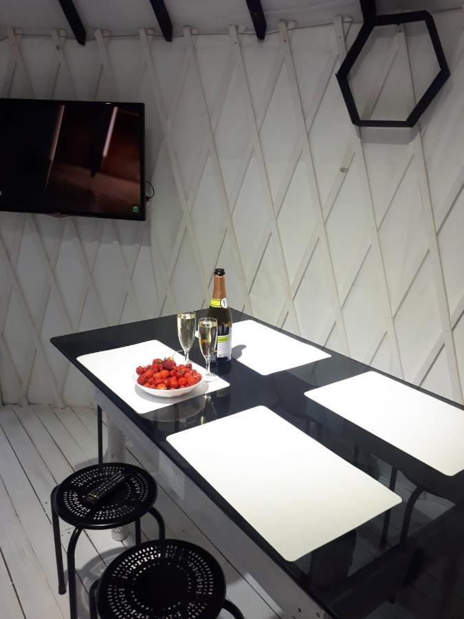 Глемпінг Luxury Hotel Lypovets Екстериор снимка